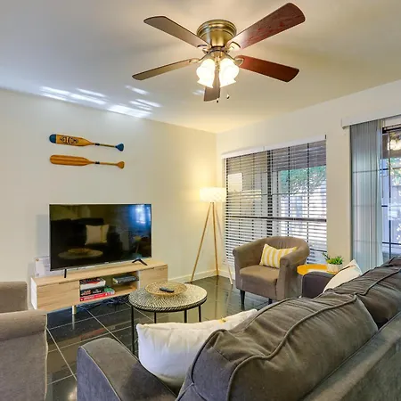 Gainesville Townhome With Patio About 3 Mi To Uf!